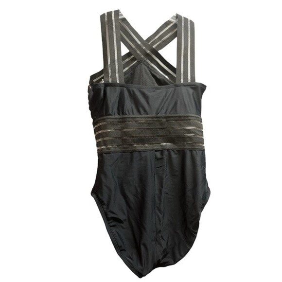 Black Bandeau Crossover One Piece Swimsuit - Picture 3 of 3